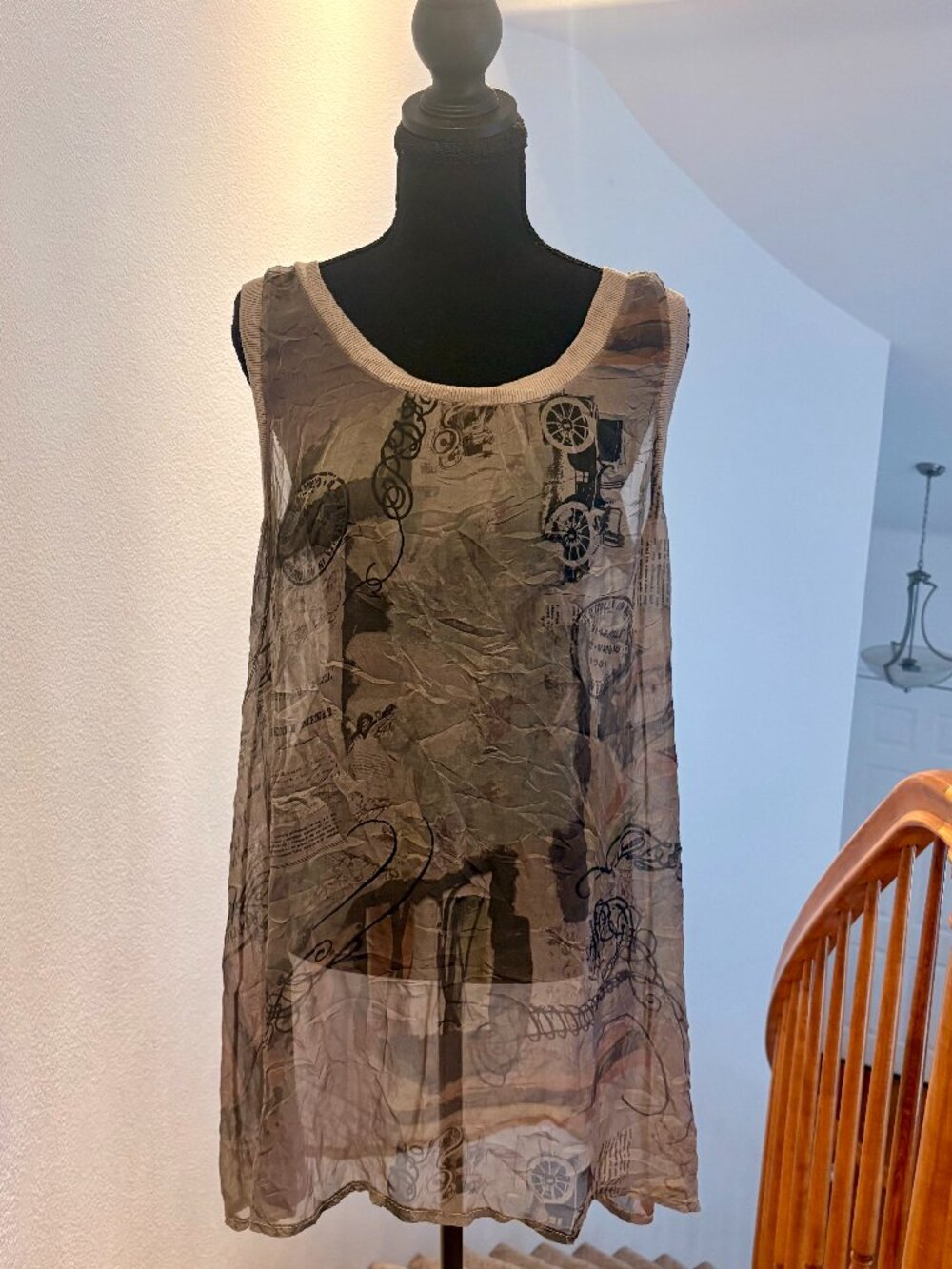 Unique Euro-style sleeveless dress
